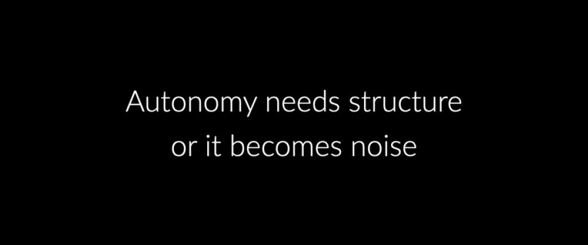 How to balance local autonomy and global alignment in operations.001